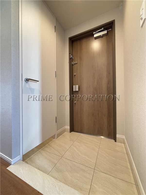 玄関　※参考写真※