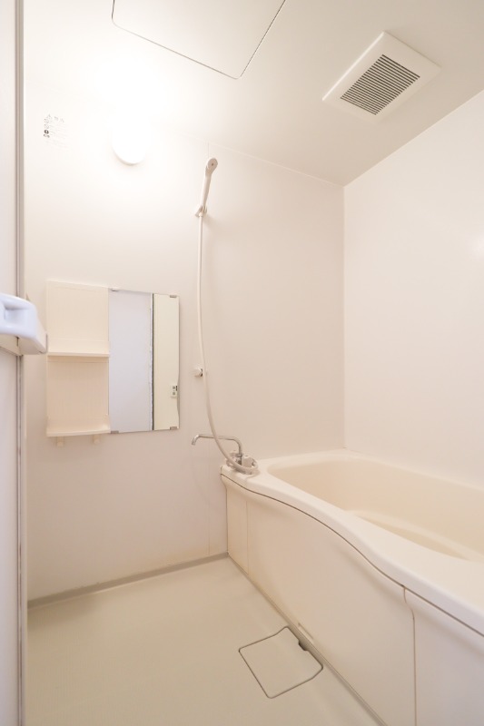 バス・シャワールーム　図面と現状に相違がある場合には現状を優先