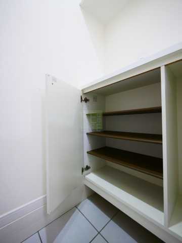 収納　KIフラット3