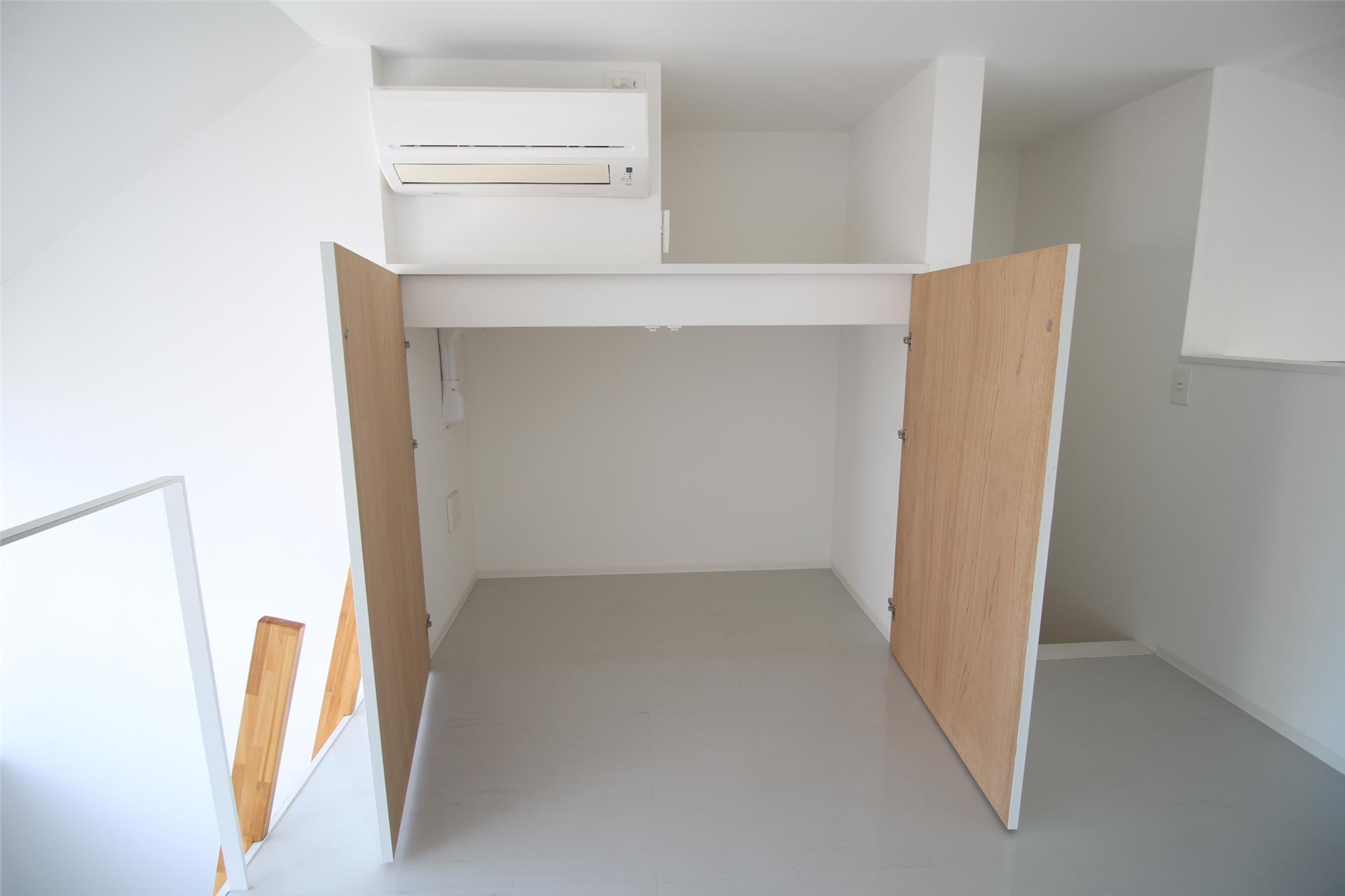 収納　※反転しています。現状優先。