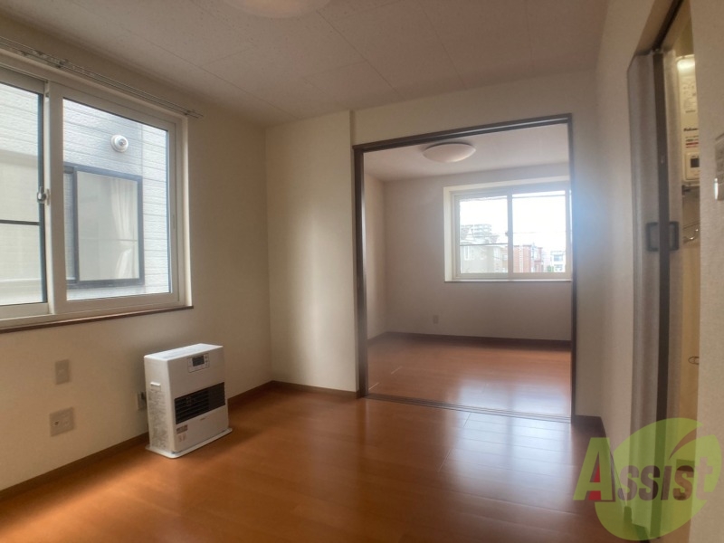 居室・リビング　広くてキレイなＬＤＫが広がっていて、充実した生活が送れそう。