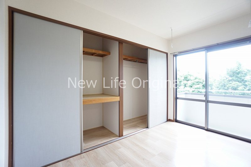 収納　奥行きがあり、使いやすい収納スペースです☆