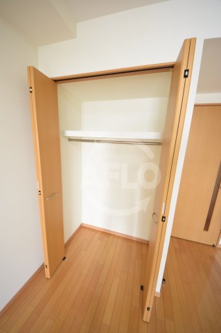 収納　アリヴィオ夕陽ヶ丘　クローゼット