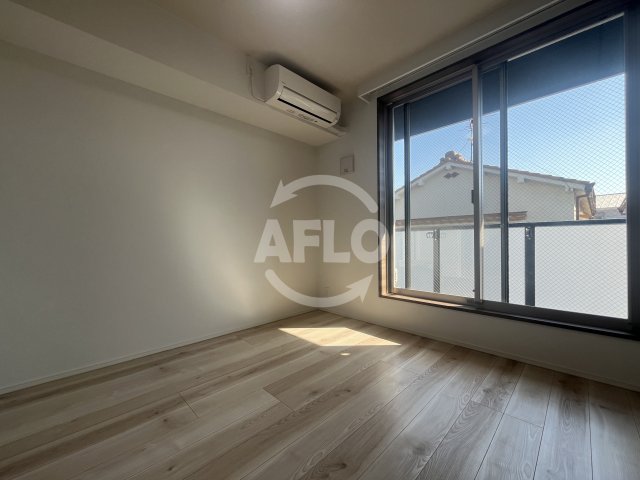 居室・リビング　グランドロアール上新庄　リビング