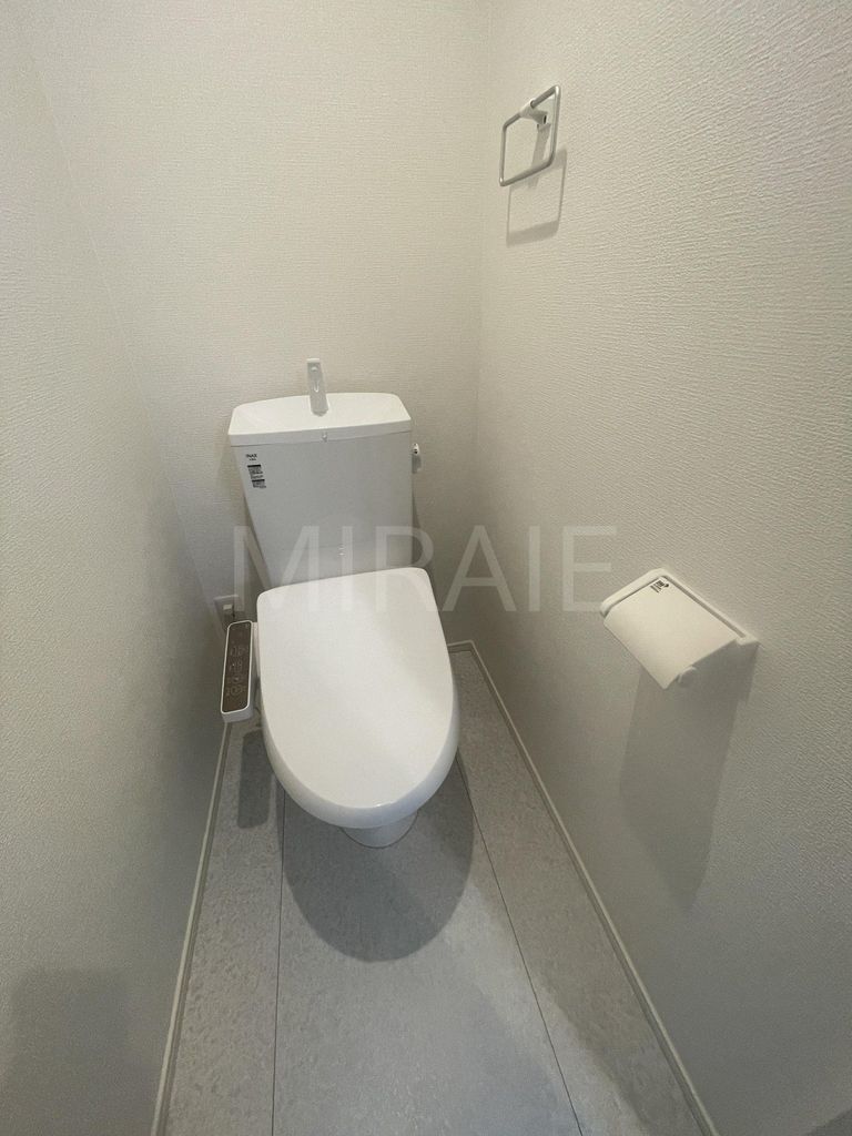 トイレ　同シリーズ施工画像