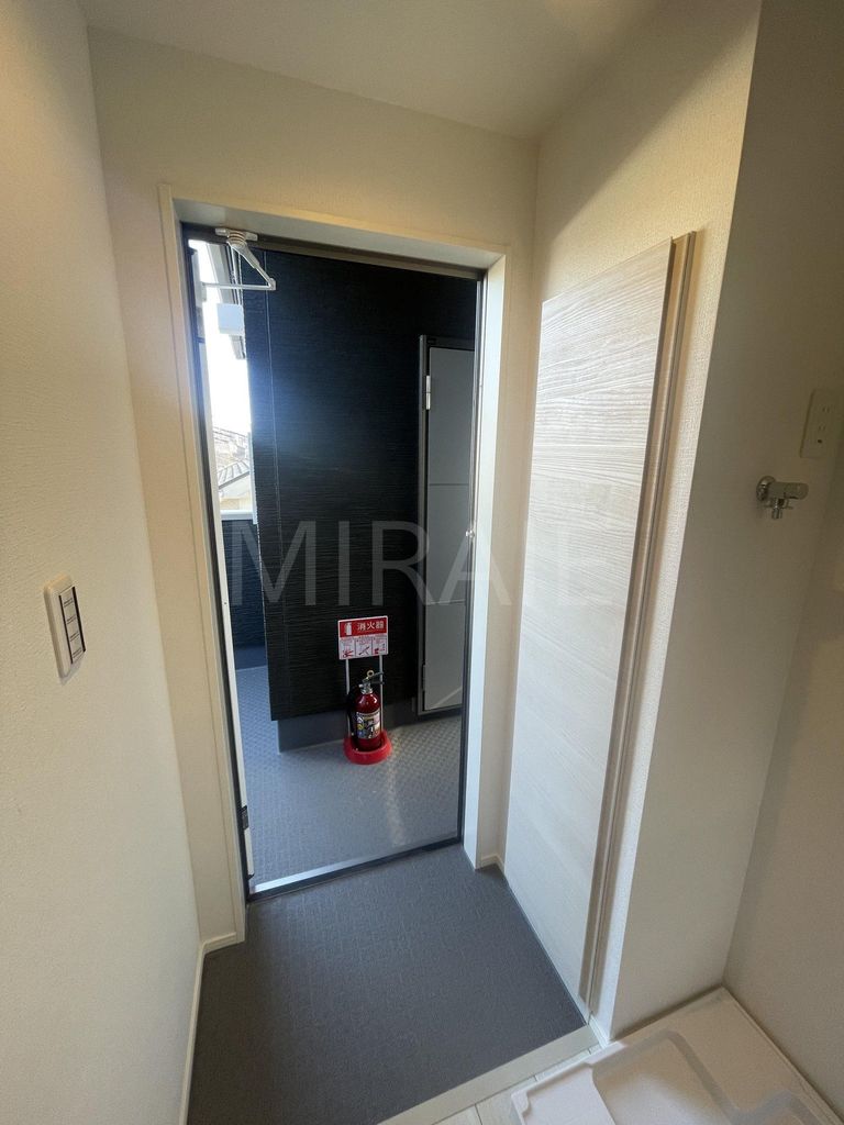 玄関　同シリーズ施工画像