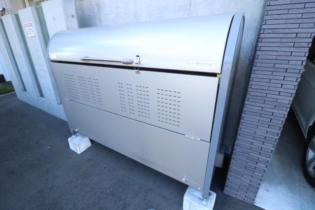 その他共有部分　専用ゴミステーション♪