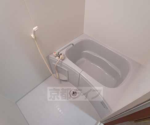 バス・シャワールーム　お風呂です。