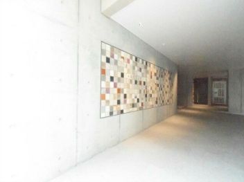 エントランス　毎日通るエントランス♪