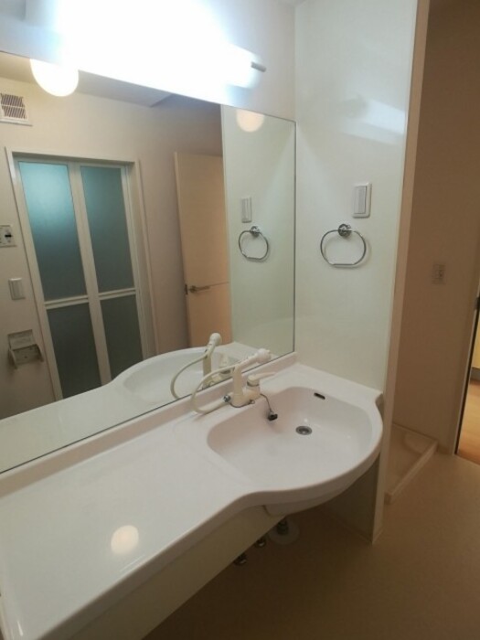 洗面設備　カウンター洗面台