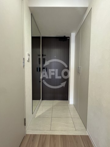 玄関　グランドファースト大阪福島　玄関