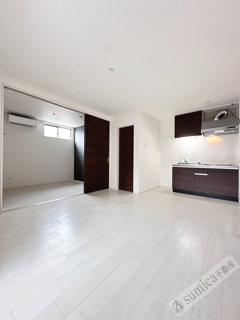 居室・リビング　インターネットも無料で使い放題♪