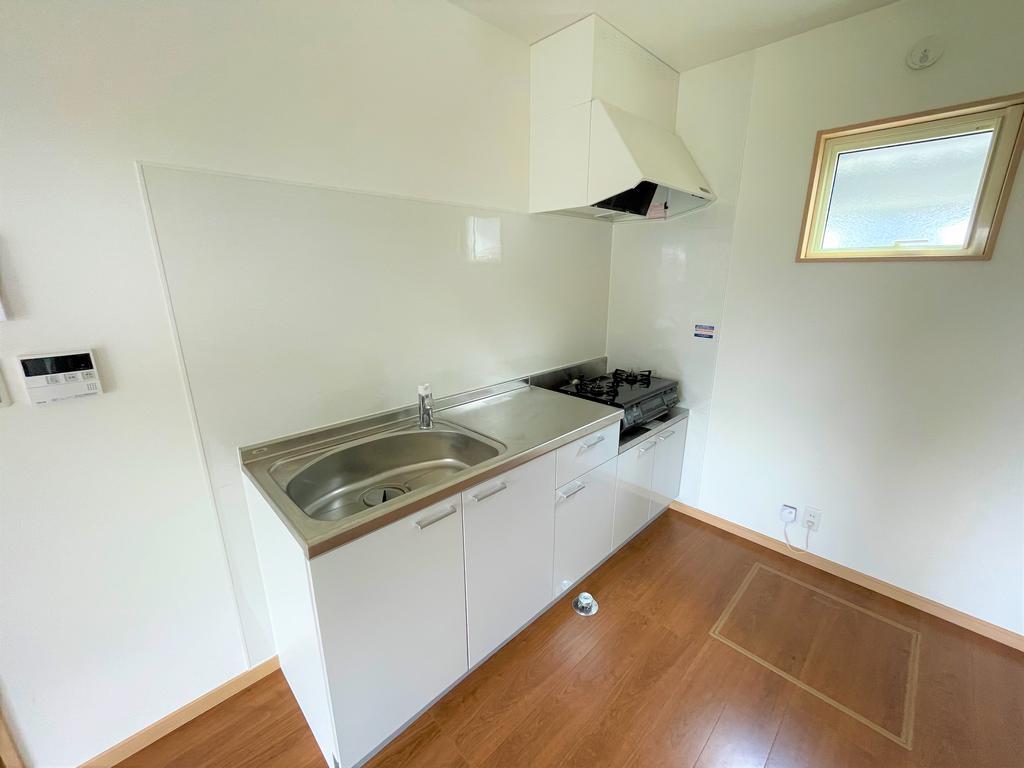 キッチン　※同タイプのお部屋の写真です。