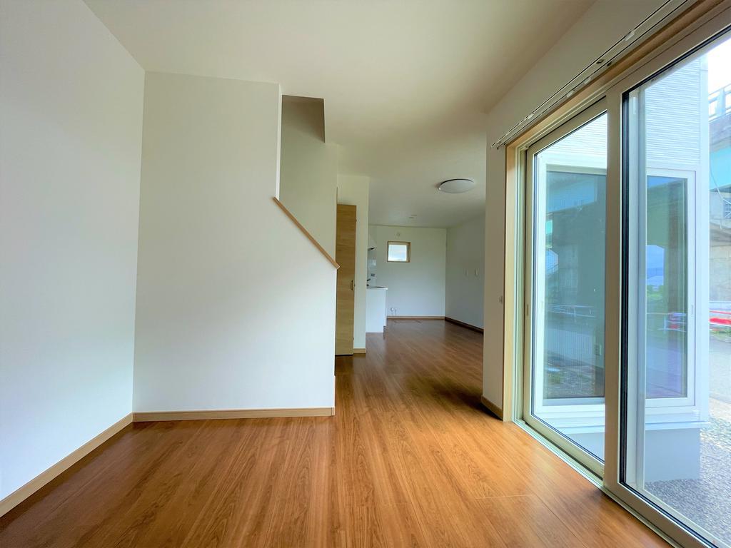 居室・リビング　※同タイプのお部屋の写真です。