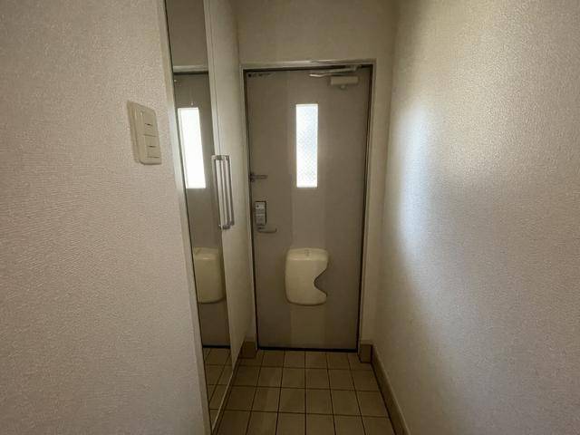 玄関　玄関です。