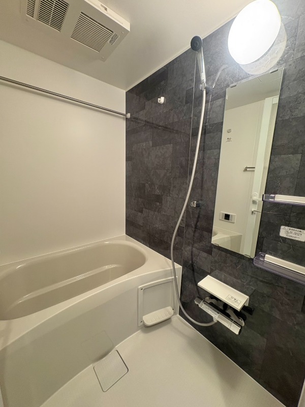 バス・シャワールーム　※同タイプ室内参照