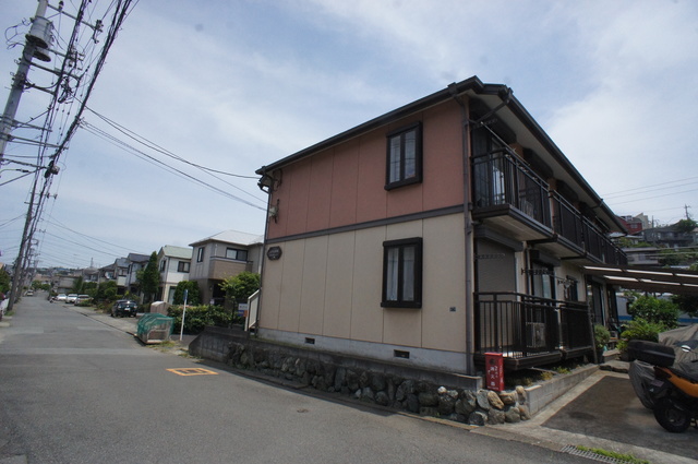 建物外観　小田急線「玉川学園前駅」より徒歩１０分の好立地です☆