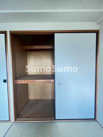 収納　たっぷりとした収納スペースです