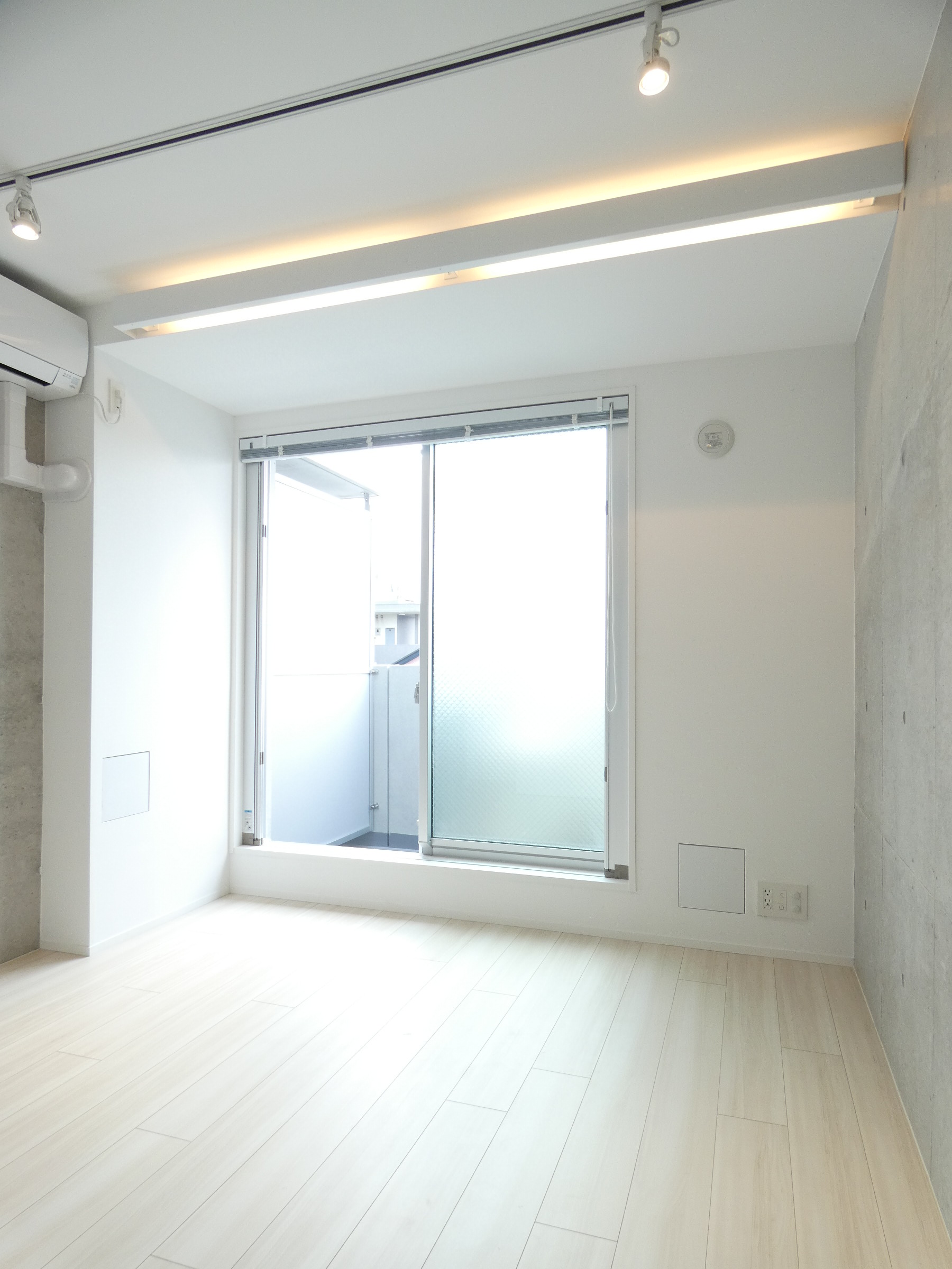 居室・リビング　居室