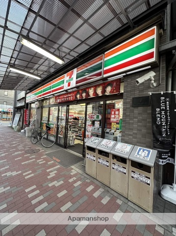 コンビニ　セブン－イレブン牡丹店（コンビニ）まで142m