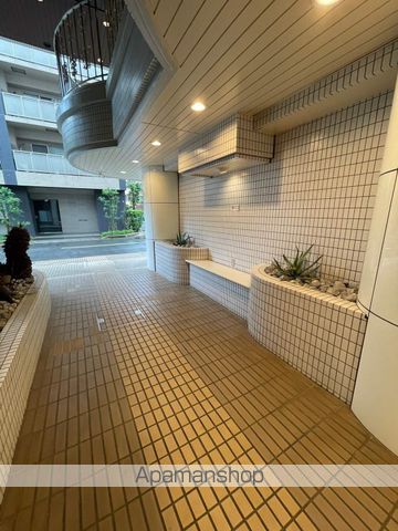 ロビー　ロビー