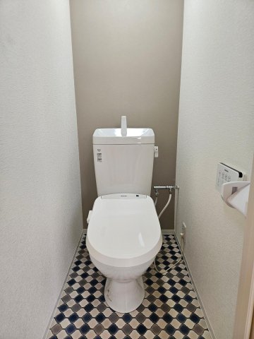 トイレ　温水洗浄便座（新設）