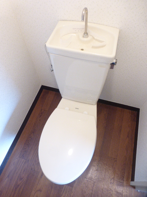 トイレ　トイレ