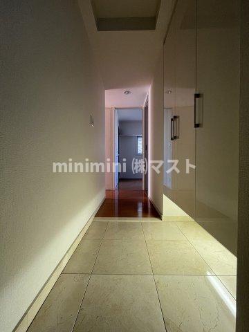 玄関　※別号室参考写真