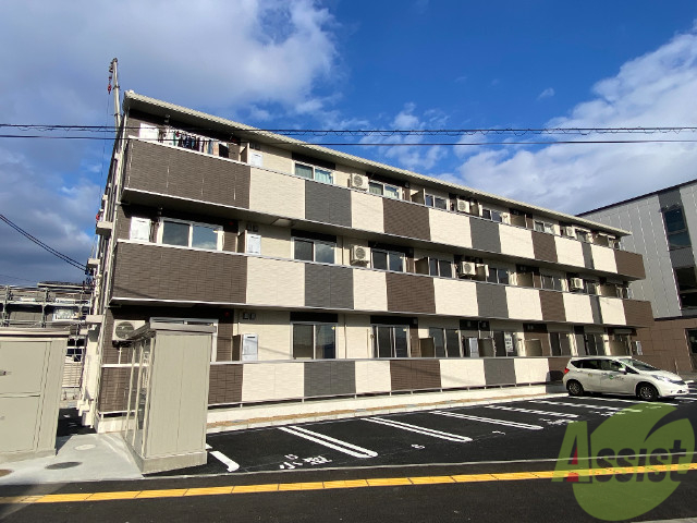 建物外観　仙台市若林区なないろの里１（パセオプラシードＡ＆Ｍ）