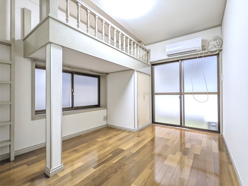 居室・リビング　洋室6帖　便利なロフト付