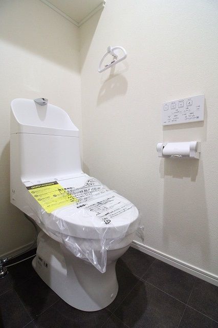 トイレ　【トイレ】建築中の為、参考画像になります。