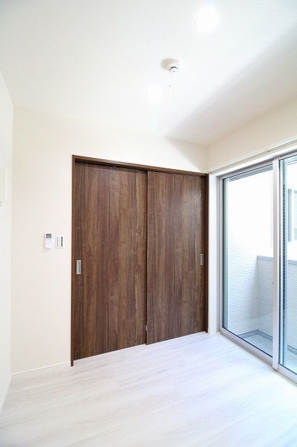 居室・リビング　【洋室】建築中の為、参考画像になります。