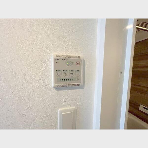 その他設備　雨が続いても浴室乾燥機が強い味方に♪