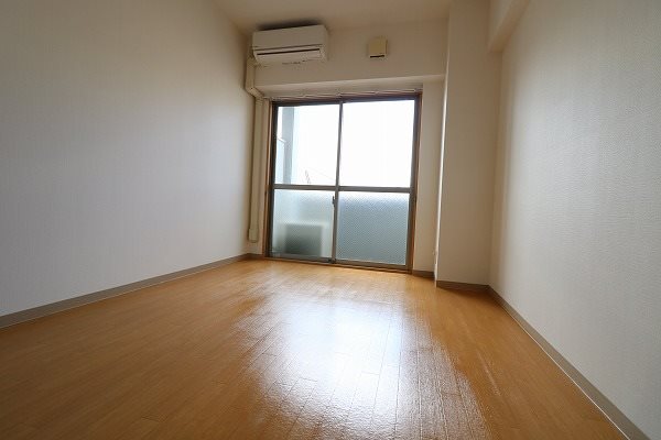 居室・リビング　東向きのお部屋