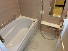 バス・シャワールーム　バス