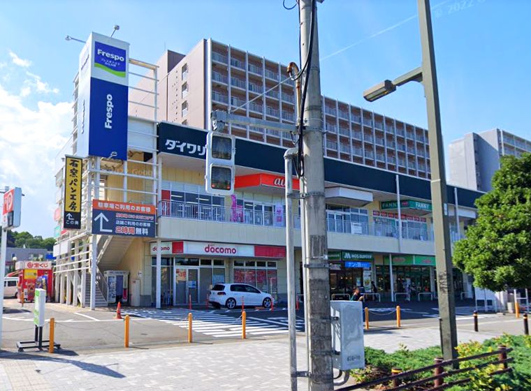 ショッピングセンター　Frespo(フレスポ)八王子みなみ野（ショッピングセンター）まで471m