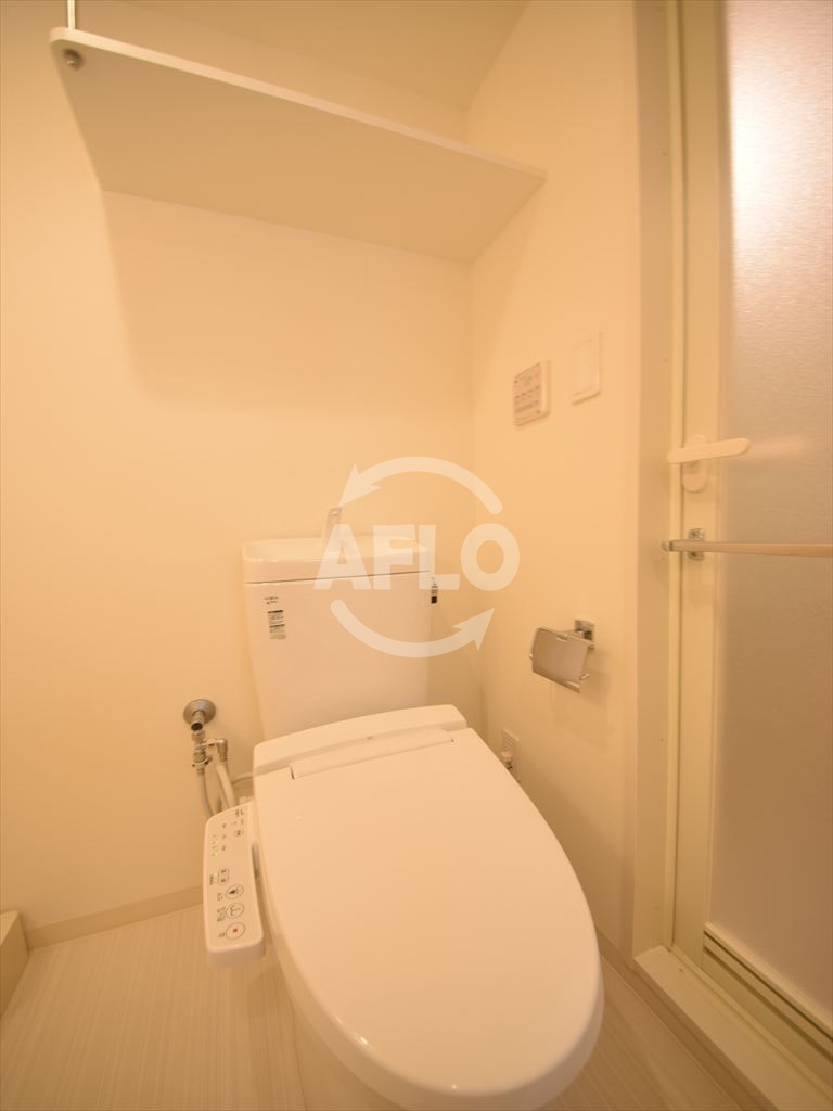 トイレ　クレビオス南堀江　温水洗浄便座