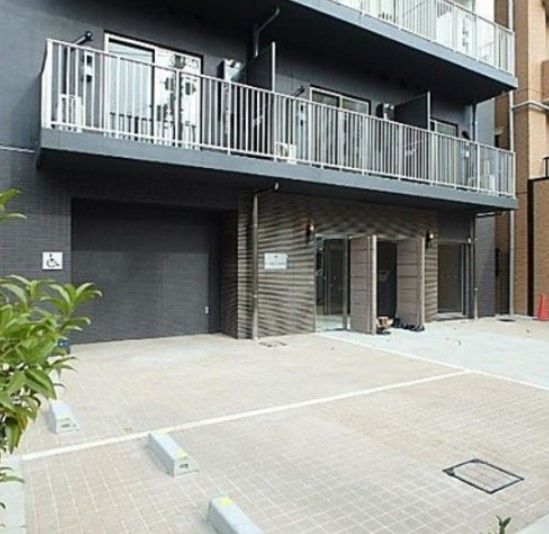 エントランス　☆開放感のあるエントランス☆