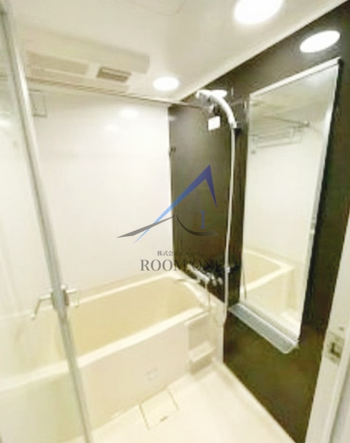 バス・シャワールーム　お風呂です。