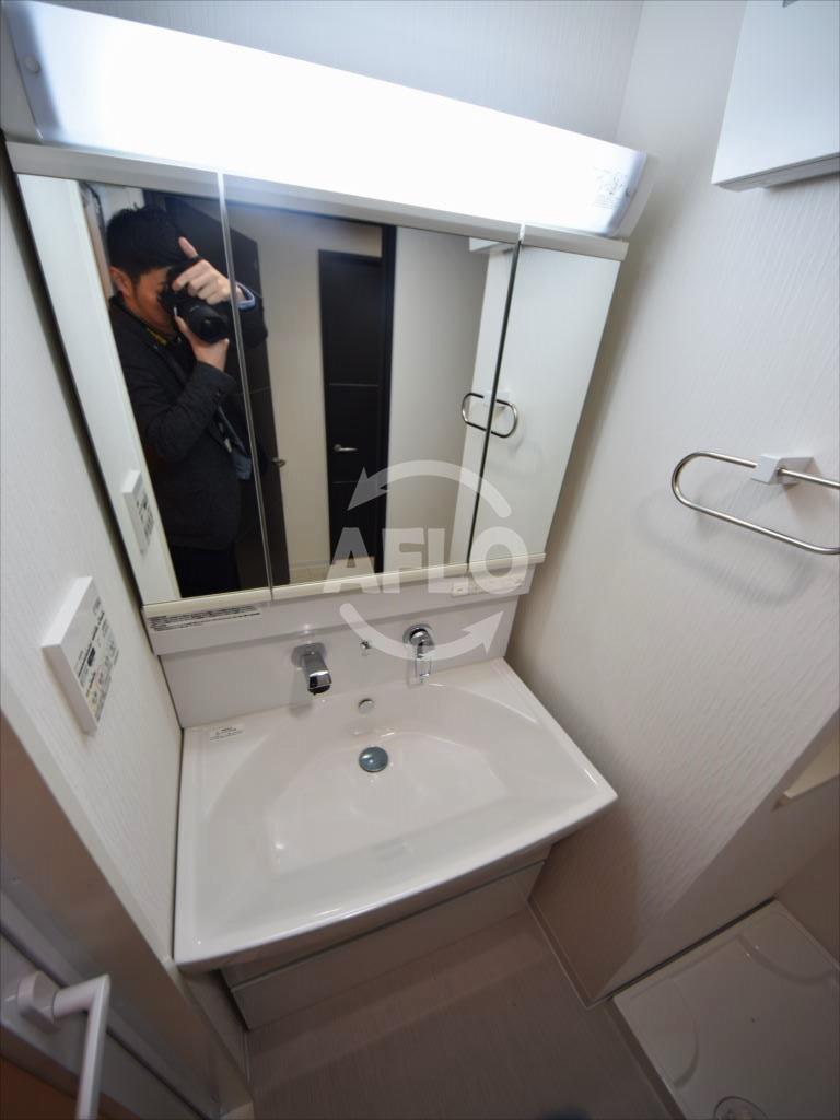 洗面設備　ノーブルスクエア新町　シャンプードレッサー