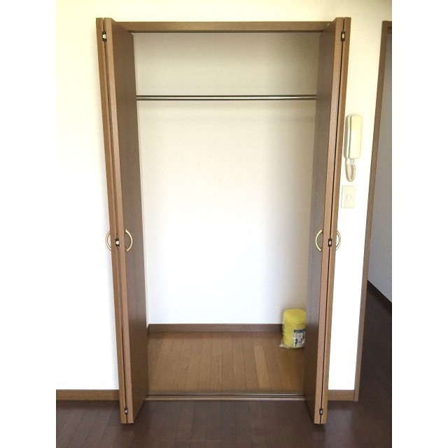 収納　奥行きのある収納です。