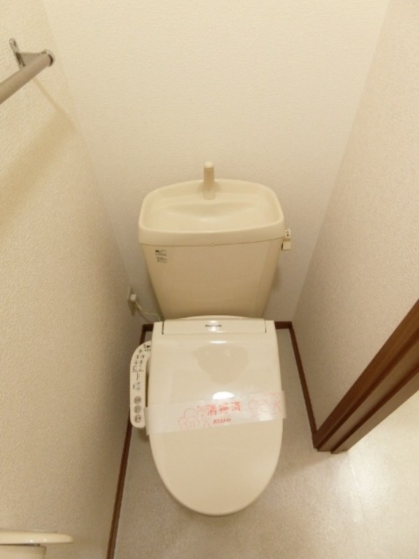 トイレ　図面と現状に相違がある場合には現状を優先