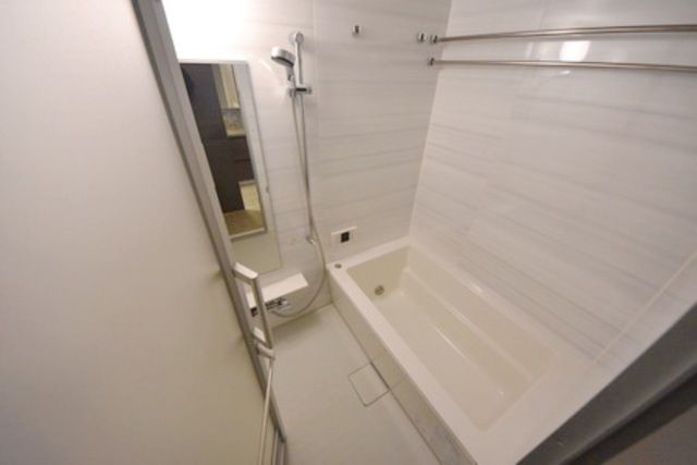 バス・シャワールーム　別部屋参考写真