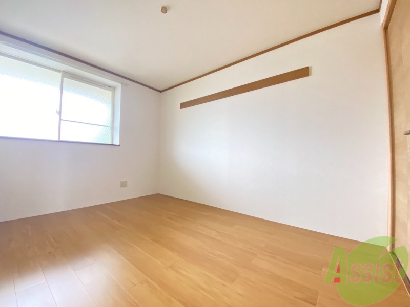 その他部屋・スペース　寝室も６．０帖あるので、伸び伸びとできますね！