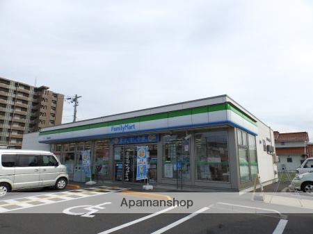 コンビニ　ファミリーマート鳥取行徳店（コンビニ）まで318m