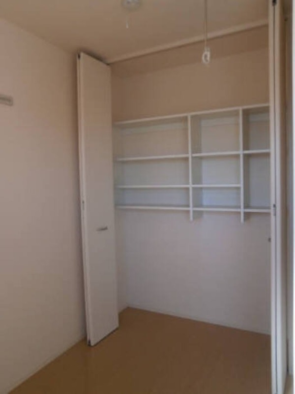 収納　図面と現状に相違がある場合には現状を優先