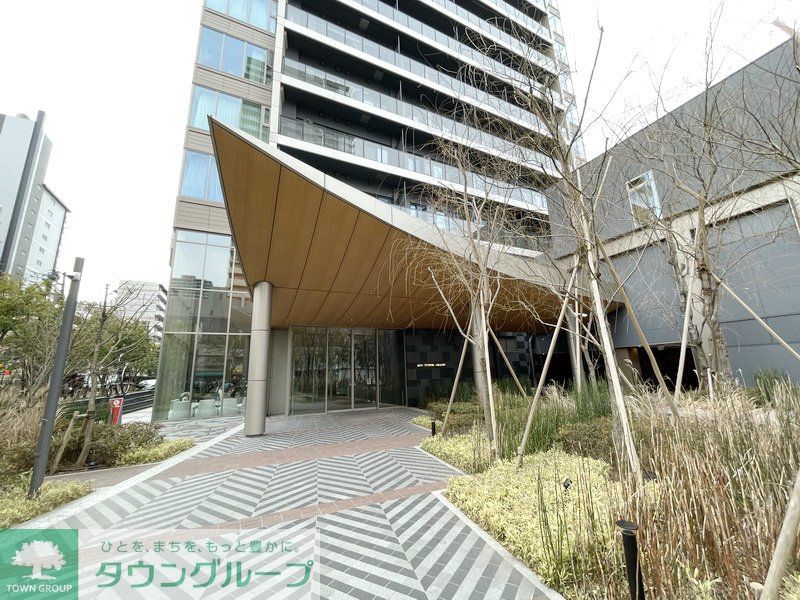 エントランス　お問合せは(株)タウンハウジングレジデンス事業部【03-…