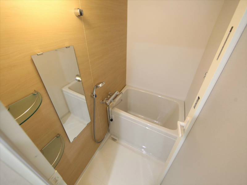 バス・シャワールーム　バスルーム　浴室暖房乾燥機付