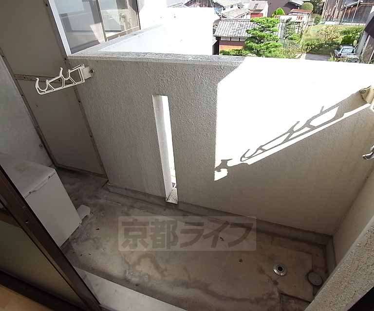 バルコニー　東向きのバルコニーです。