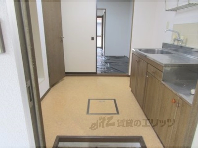 その他部屋・スペース　廊下